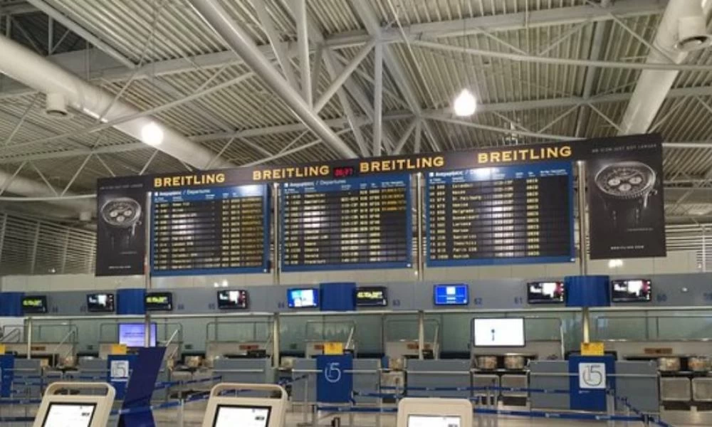 Σε αεροδρόμιο της Βρετανίας εγκλωβισμένοι 200 Έλληνες
